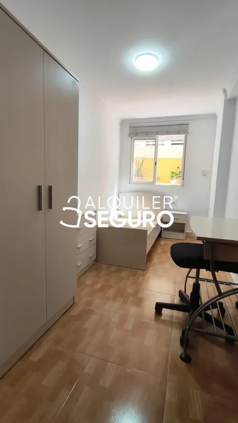Pis de 85 m² a València