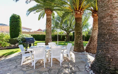 Haus 275 m² in Dénia