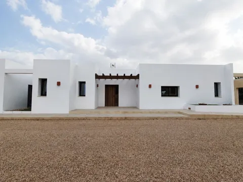 Casa de 250 m² a Sant Antoni de Portmany (2/40)