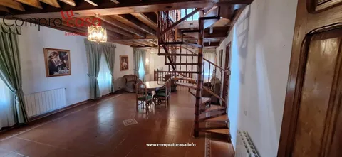 Casa de 561 m² a Espirdo