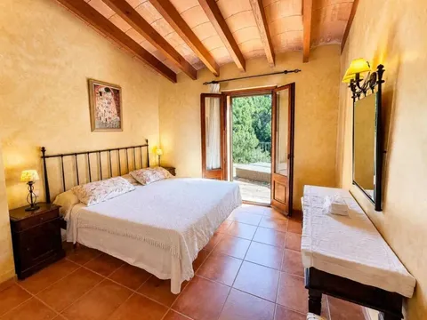Haus 247 m² in Deià