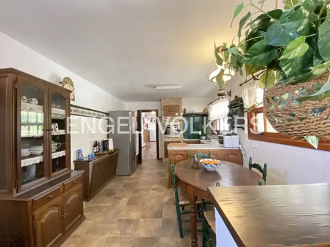 Appartement 380 m² à Nàquera / Náquera