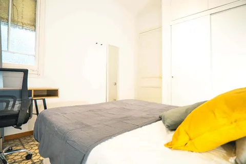 Quarto para alugar, Barcelona (2/9)
