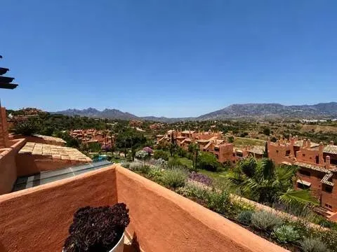 Appartement 305 m² à Ojén