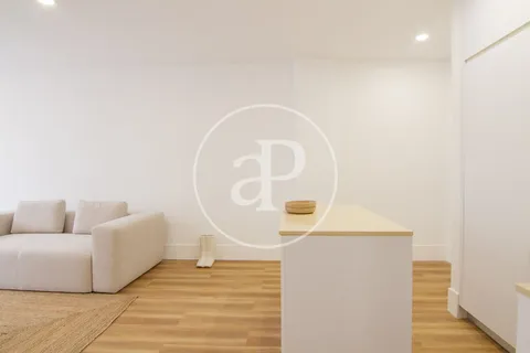 Flat 54 m² in Madrid (4/30)