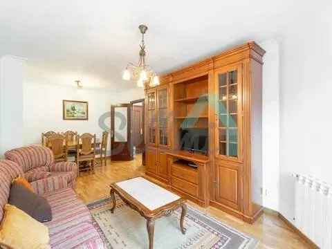 Pis de 75 m² a Oviedo