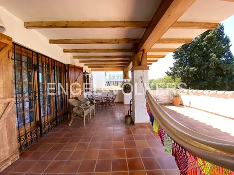 Appartement 380 m² à Nàquera / Náquera
