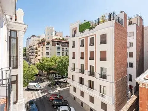 Wohnung 161 m² in Madrid