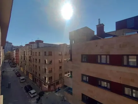 Appartamento 93 m² a Gijón / Xixón