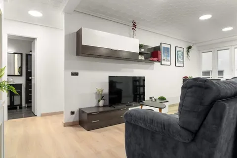 Pis de 70 m² a Sant Sebastià
