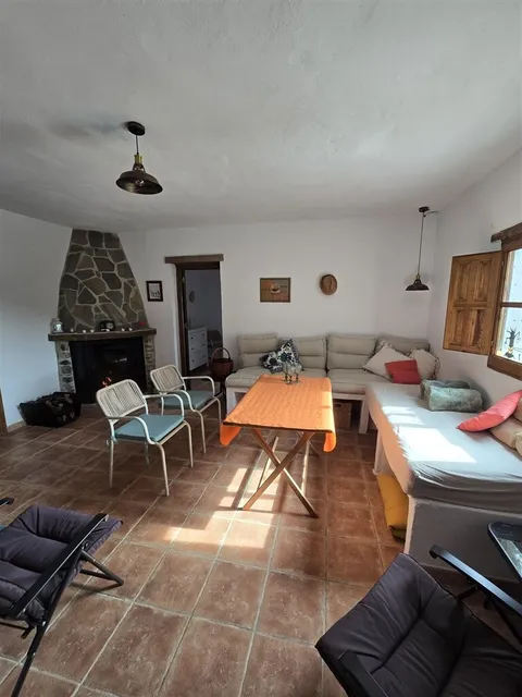 Квартира 225 м² в Jubrique