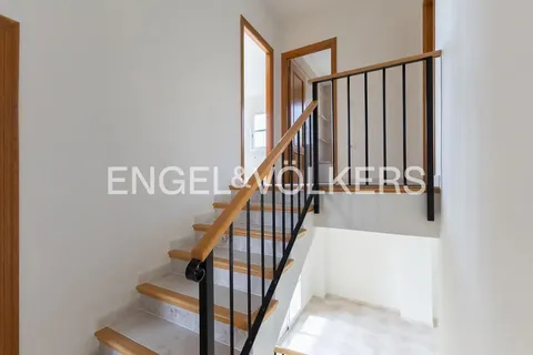 Casa de 250 m² a Riba-roja de Túria