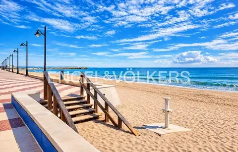House 140 m² in Sueca