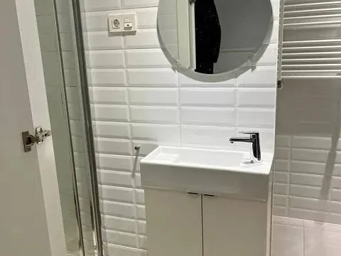 Room for rent, Madrid