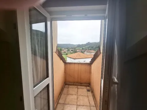 Wohnung 78 m² in Valdáliga