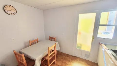 Habitació de lloguer, Oriola