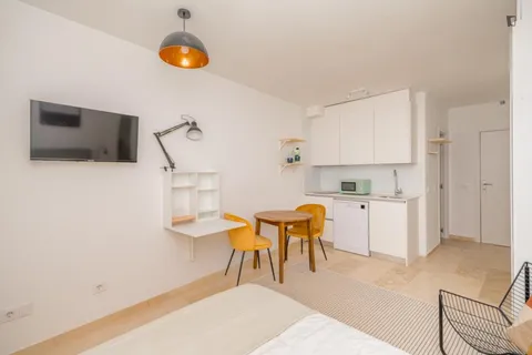 Zimmer zur Miete, Madrid (2/15)