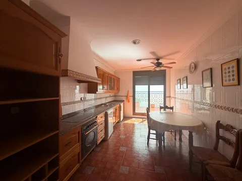 Casa de 236 m² a Rafelbunyol