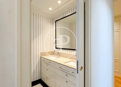 Wohnung 340 m² in Madrid