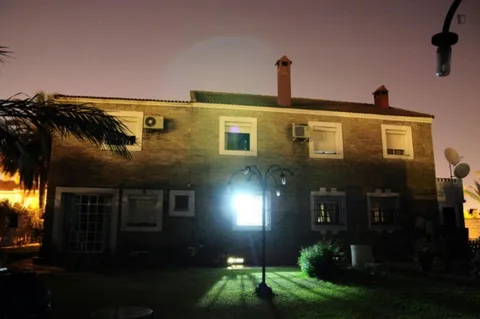 Habitació de lloguer, Dos Hermanas