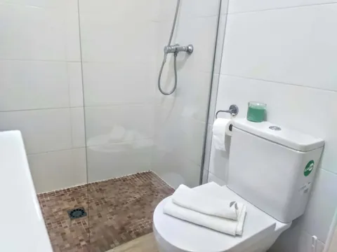 Habitació de lloguer, Burjassot
