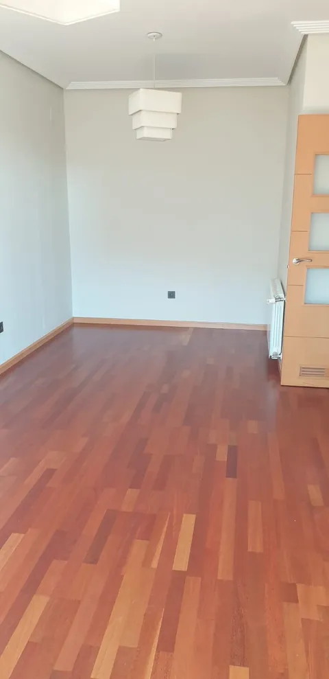 Pis de 75 m² a Còrdova