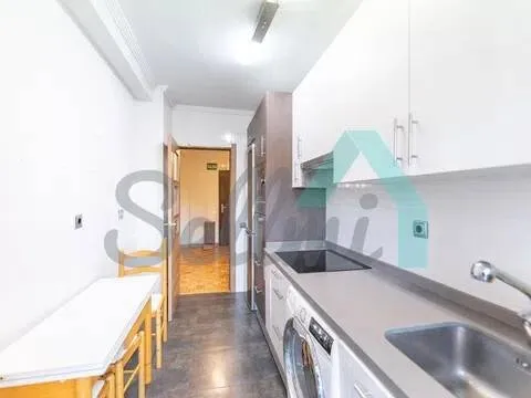 Pis de 95 m² a Oviedo