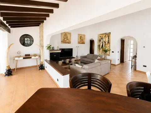 Casa de 295 m² a la Nucia