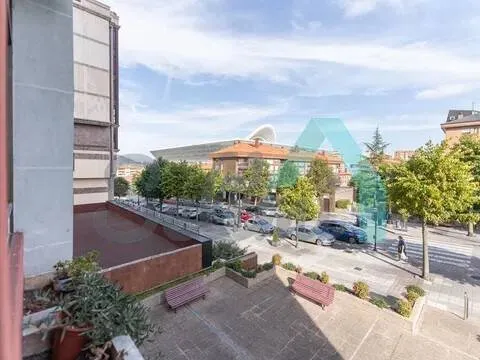 Pis de 95 m² a Oviedo