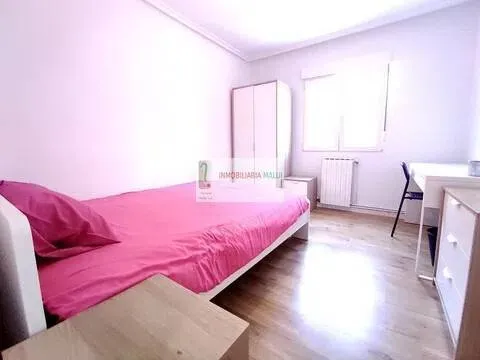 Pis de 130 m² a Oviedo
