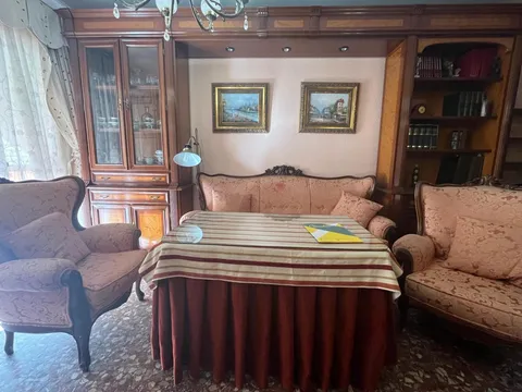 Wohnung 98 m² in Sevilla