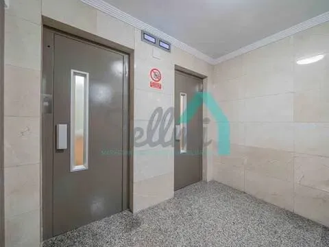 Pis de 84 m² a Oviedo