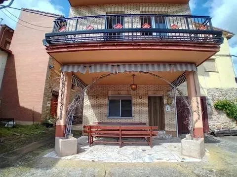 Habitació de lloguer, Ledesma de la Cogolla