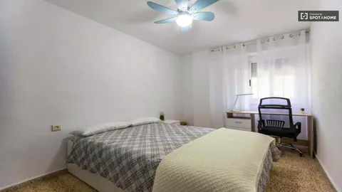 Habitació de lloguer, Burjassot