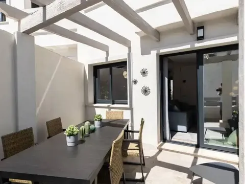 Haus 150 m² in Estepona