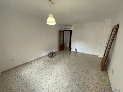 Appartement 85 m² à Dos Hermanas