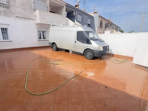 Casa de 80 m² a Oriola