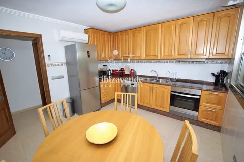 Haus 600 m² in Santa Eulària des Riu