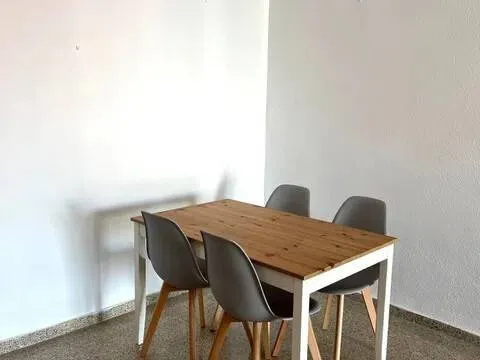 Flat 88 m² in Seville