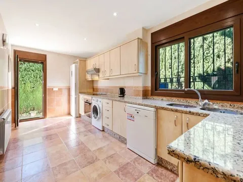 Casa de 337 m² a Estepona
