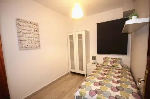 Pis de 65 m² a Còrdova