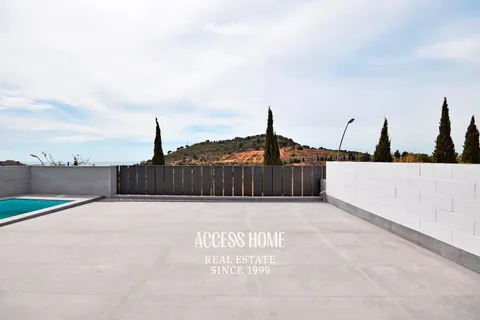 House 364 m² in Tiana (2/52)