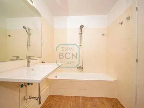 Квартира 160 м² у Барселоні