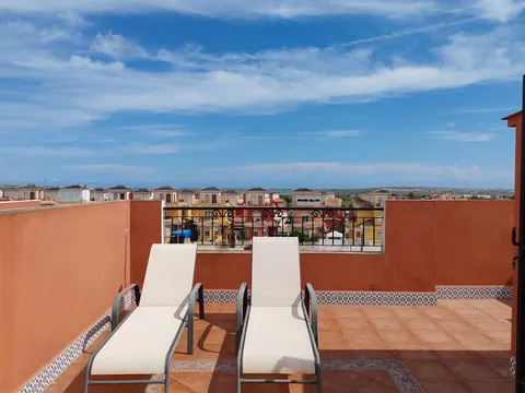 Flat 95 m² in Los Montesinos