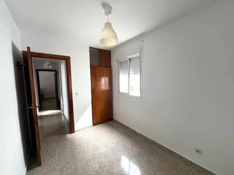 Flat 88 m² in Seville
