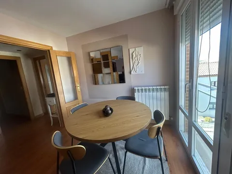 Wohnung 89 m² in Olite / Erriberri