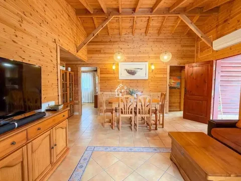 Casa de 80 m² a Oriola
