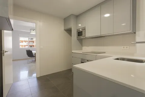 Zimmer 130 m², Granada