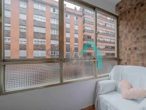 Pis de 84 m² a Oviedo