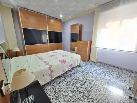 Piso de 95 m² en Elda